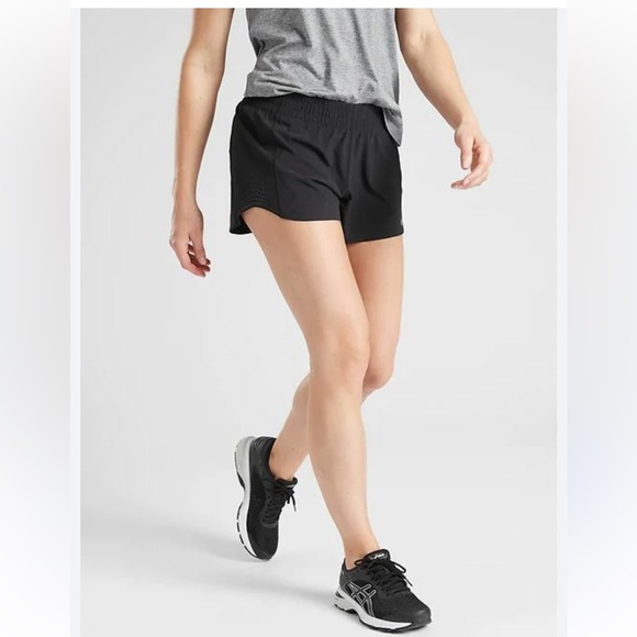 Athleta Pants - Athleta NWT hustle 3” short size‎ 3x